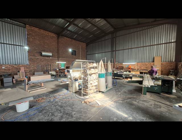430M² FACTORY FOR SALE IN APEX